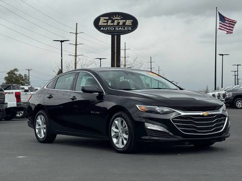 Used 2025 Chevrolet Malibu LT FWD image 1