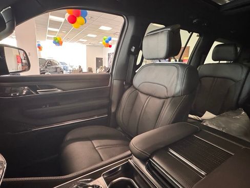 New 2026 Jeep Grand Wagoneer Summit w/ Premium Group III AWD/4WD image 14