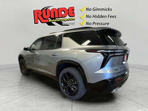 Used 2026 Chevrolet Traverse RS w/ LPO, Floor Liner Package AWD/4WD image 4