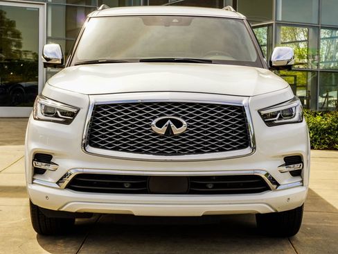 Certified 2023 INFINITI QX80 Sensory w/ Cargo Package AWD/4WD image 7