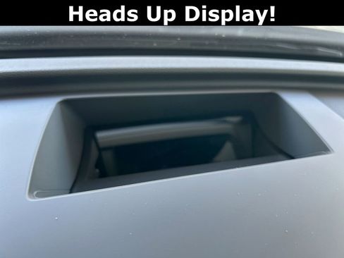 New 2026 Volkswagen Tiguan SEL R-Line image 27