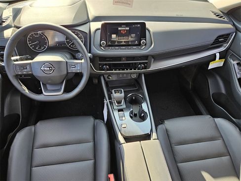 New 2026 Nissan Rogue SV image 7