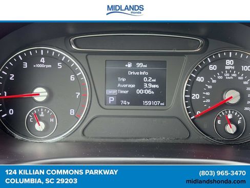 Used 2019 Kia Sorento FWD image 19