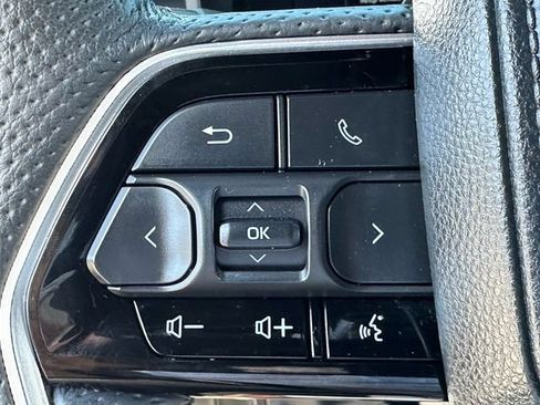 Certified 2022 Toyota Tundra Platinum AWD/4WD image 14