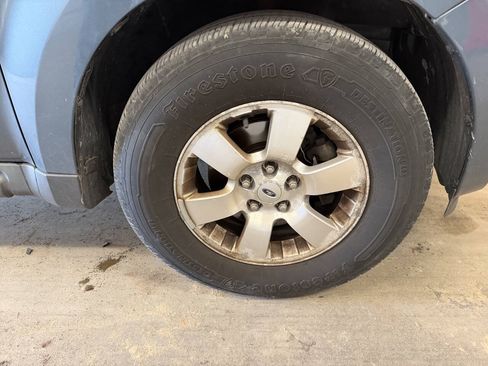 Used 2011 Ford Escape Limited w/ 302A Rapid Spec Order Code AWD/4WD image 12