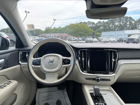 Used 2024 Volvo S60 B5 Plus AWD/4WD image 13