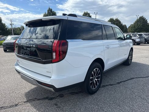 Used 2025 Ford Expedition Max Platinum AWD/4WD image 6