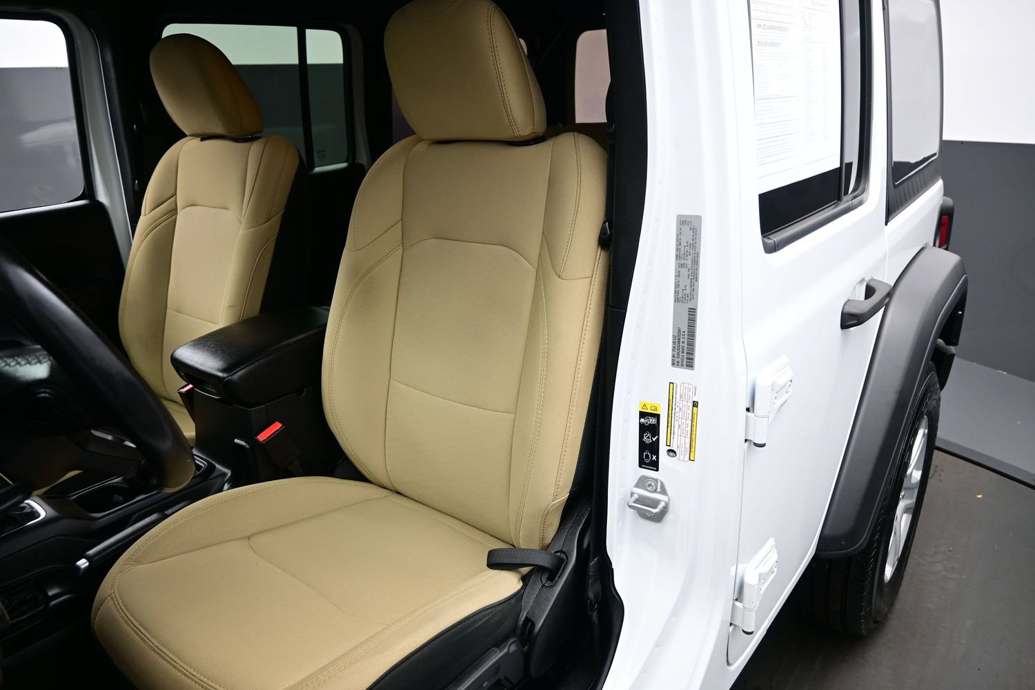 Used 2022 Jeep Wrangler Unlimited Sport AWD/4WD image 13