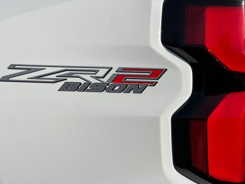 Used 2026 Chevrolet Colorado ZR2 w/ ZR2 Bison Edition image 27
