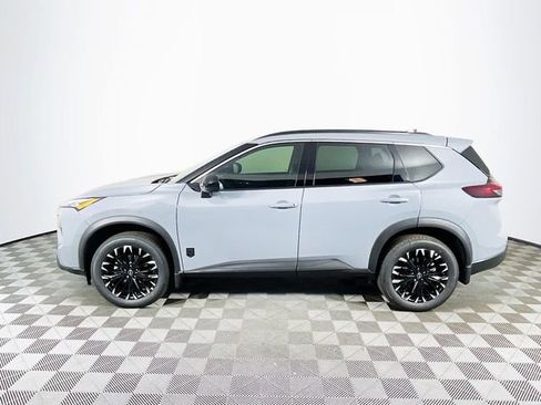 New 2026 Nissan Rogue SV FWD image 4