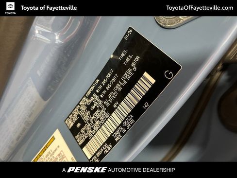 Certified 2026 Toyota 4Runner SR5 AWD/4WD image 24