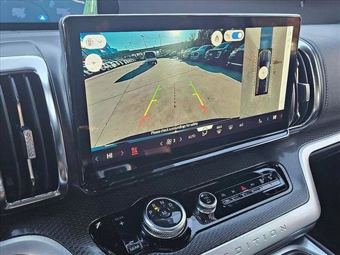 New 2026 Ford Expedition Platinum w/ Stealth Appearance Package image 12