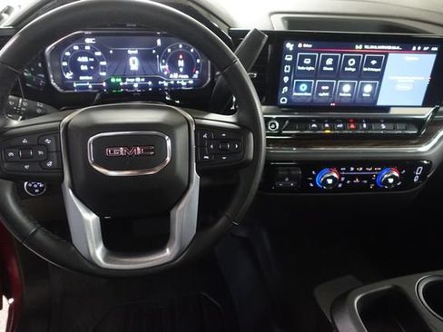 Used 2024 GMC Sierra 1500 Elevation w/ X31 Off-Road Package AWD/4WD image 12