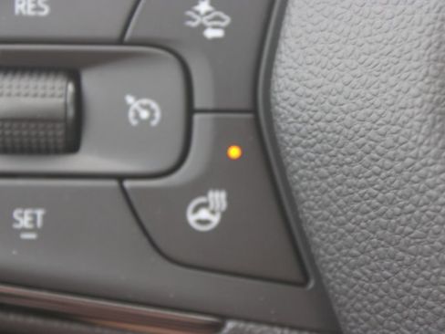 New 2026 Chevrolet TrailBlazer RS w/ Convenience Package FWD image 38