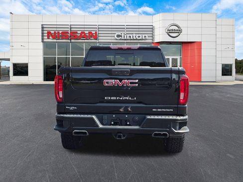 Used 2020 GMC Sierra 1500 Denali w/ Denali Ultimate Package AWD/4WD image 4