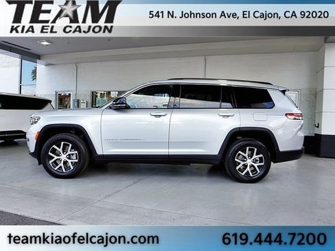Used 2022 Jeep Grand Cherokee L Limited image 6