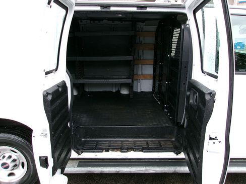 Used 2020 GMC Savana 2500 w/ Driver Convenience Package RWD image 13