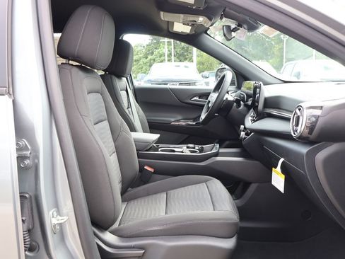 New 2026 Chevrolet Equinox LT AWD/4WD image 32