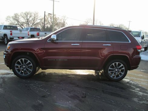 Used 2018 Jeep Grand Cherokee Overland image 8