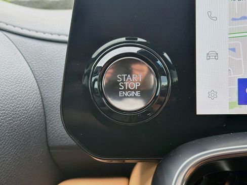 Used 2026 Lexus LX 600 4WD w/ Luxury Package image 39