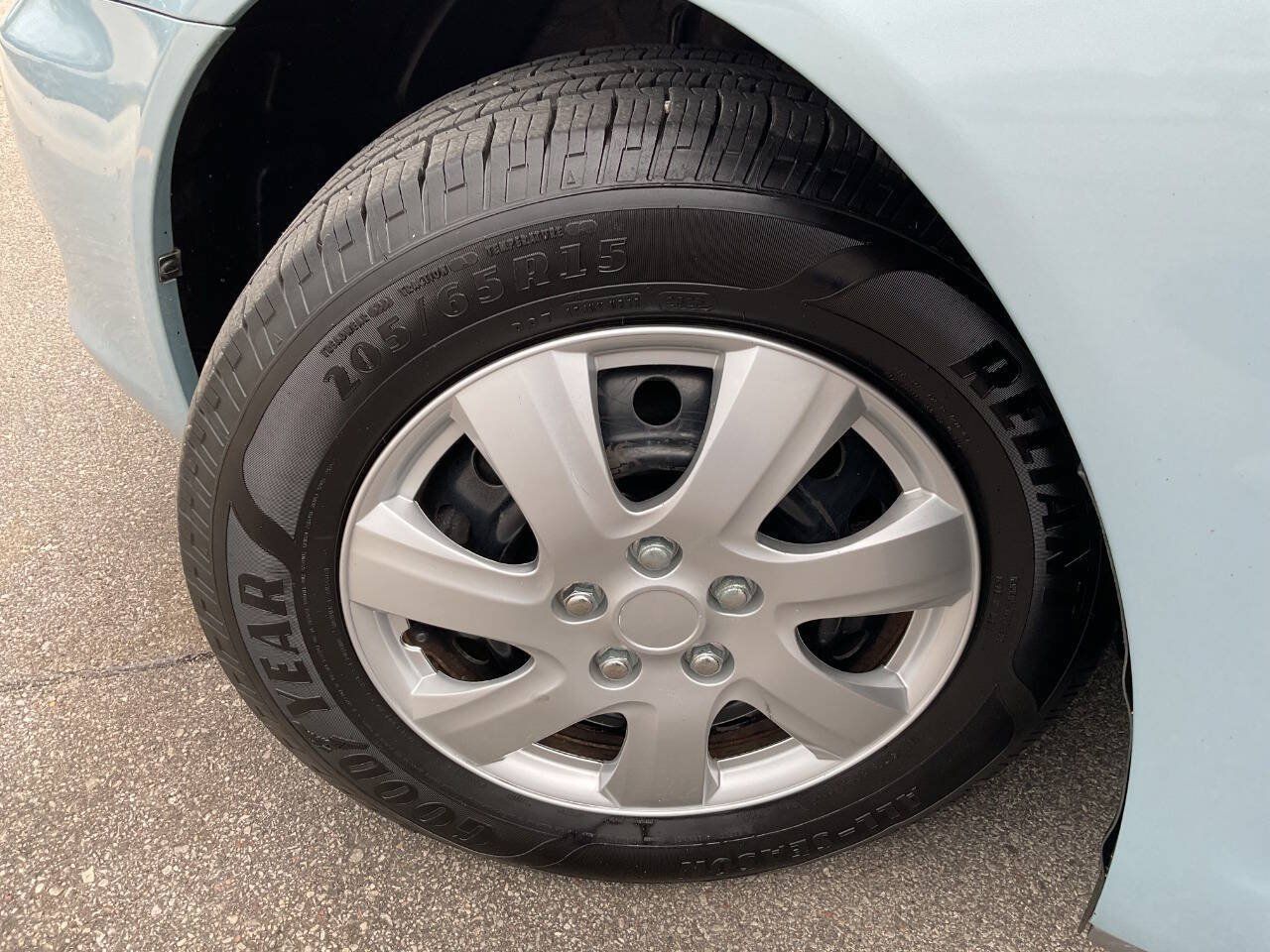 Used 2005 Toyota Camry FWD image 39
