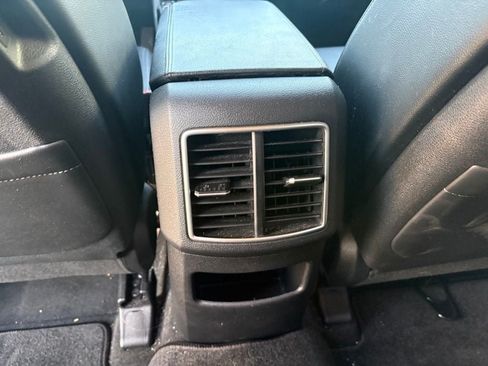 Used 2024 Kia Sportage EX FWD image 11