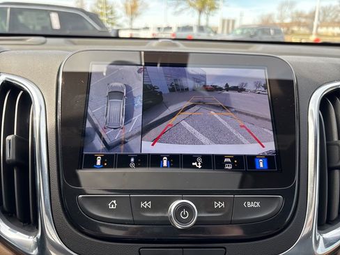 Used 2024 Chevrolet Equinox Premier image 68