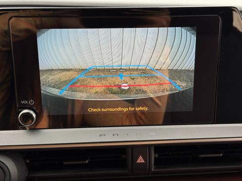 Used 2024 Toyota Prius Prime FWD image 26
