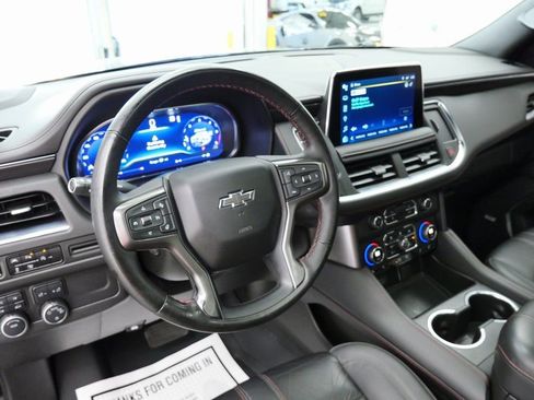 Used 2023 Chevrolet Suburban RST image 12