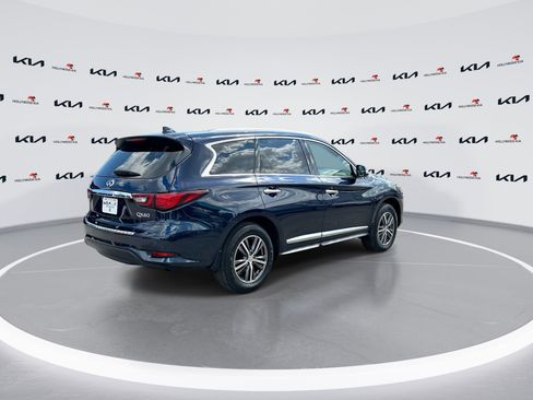Used 2019 INFINITI QX60 Luxe w/ Essential Package image 8