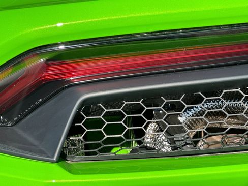 Used 2024 Lamborghini Huracan Sterrato image 37