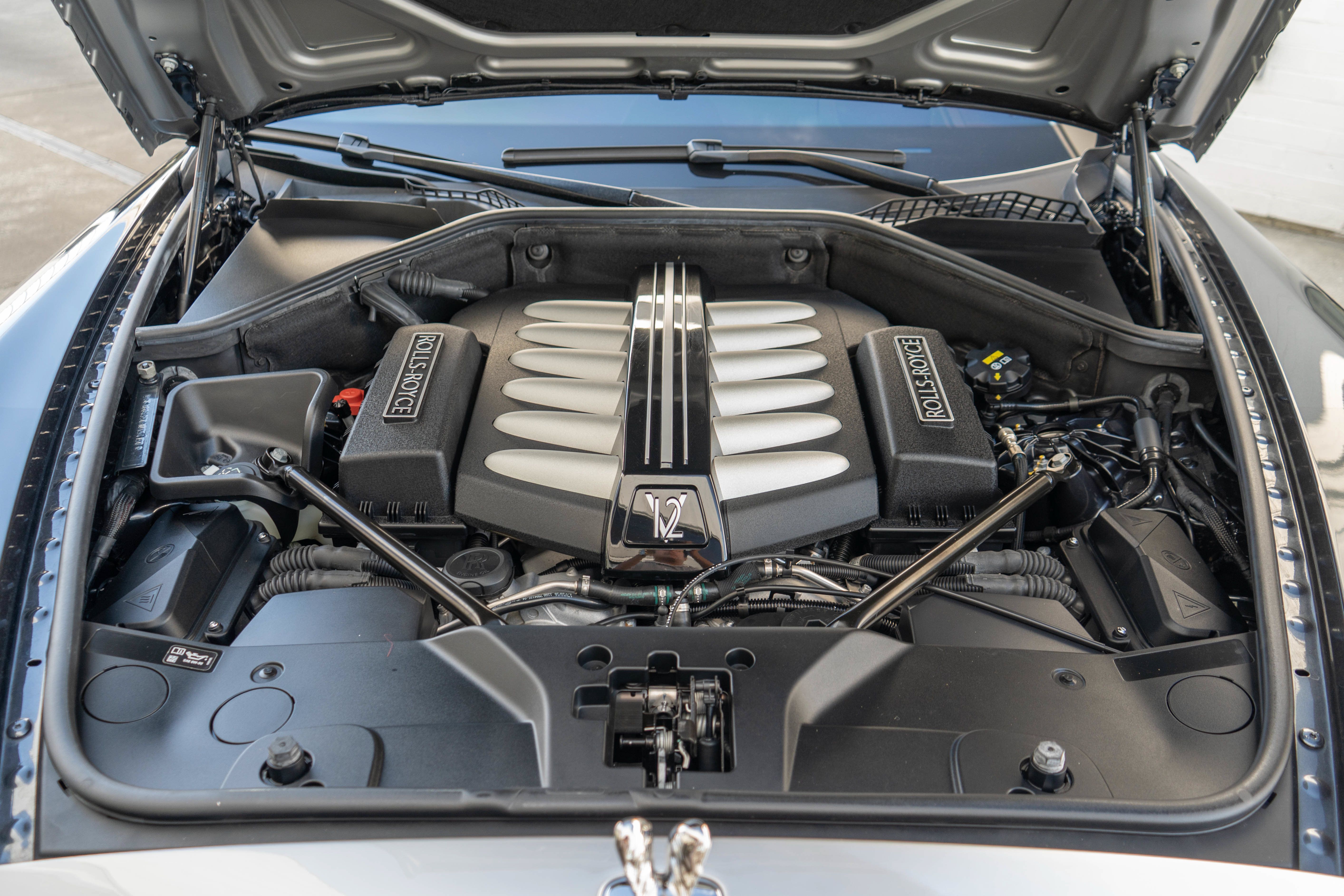 Used 2017 Rolls-Royce Ghost RWD image 40