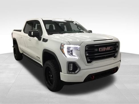 Used 2021 GMC Sierra 1500 AT4 w/ AT4 Premium Package AWD/4WD image 3