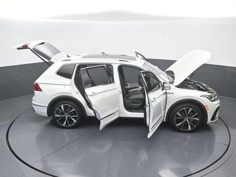 Used 2023 Volkswagen Tiguan SEL R-Line AWD/4WD image 78