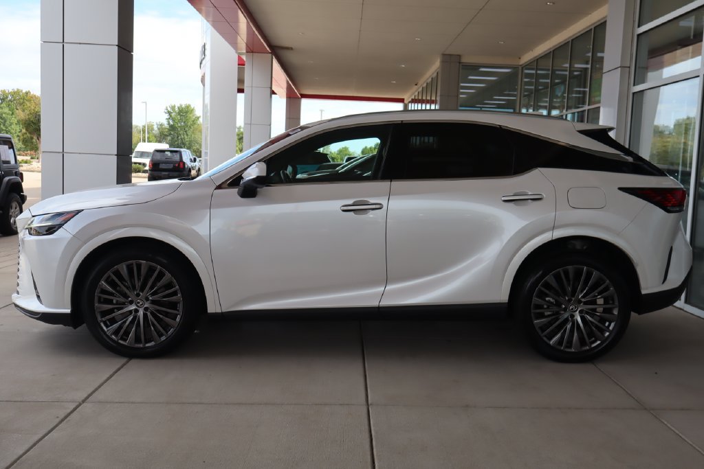 Used 2023 Lexus RX 350 AWD w/ Accessory Package image 4