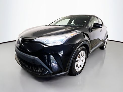 Used 2021 Toyota C-HR LE image 10