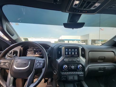 Used 2021 GMC Sierra 1500 Denali w/ Denali Ultimate Package AWD/4WD image 16