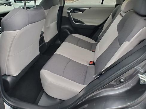 Used 2023 Toyota RAV4 XLE AWD/4WD image 10