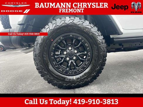 Used 2023 Jeep Wrangler Unlimited Rubicon 4xe image 26