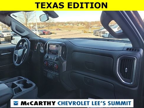 Used 2020 Chevrolet Silverado 1500 LT w/ Texas Edition image 17