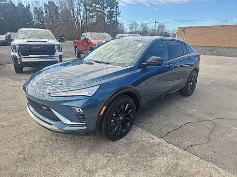 New 2026 Buick Envista Sport Touring image 4