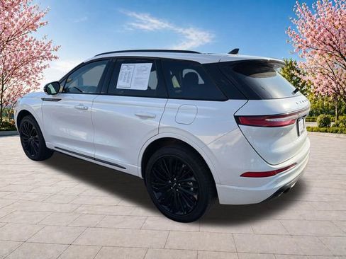 Certified 2024 Lincoln Corsair Reserve w/ Equipment Group 201A AWD/4WD image 4