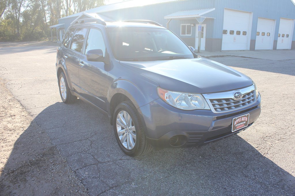 Used 2012 Subaru Forester 2.5X Premium w/ Popular Pkg 2 AWD/4WD image 3