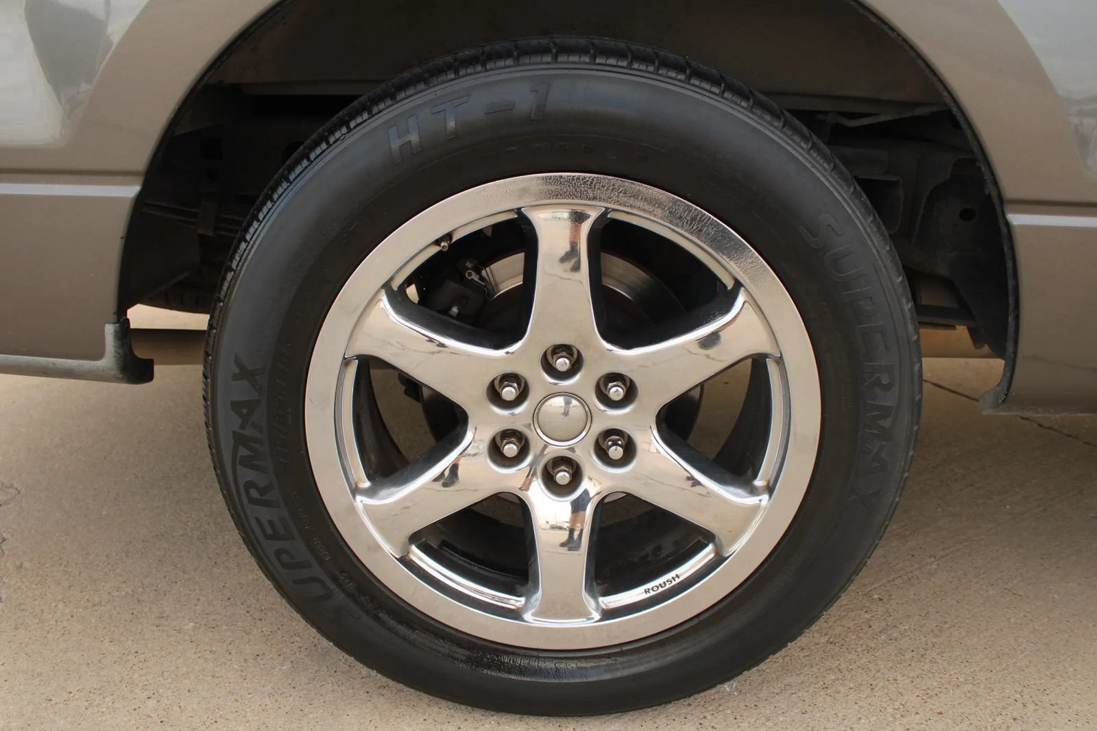Used 2004 Ford F150 Lariat RWD image 10