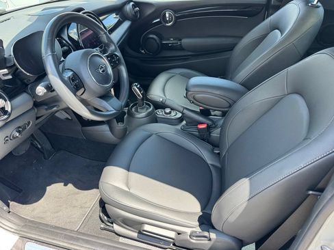 Used 2023 MINI Cooper 2-Door Hardtop FWD image 22