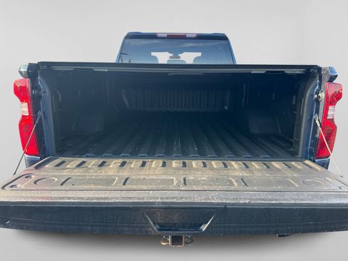 Used 2022 Chevrolet Silverado 2500 Custom w/ Custom Value Package AWD/4WD image 20
