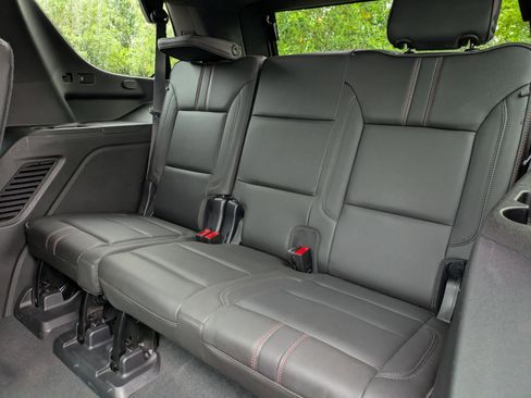 Used 2021 Chevrolet Tahoe RST AWD/4WD image 29