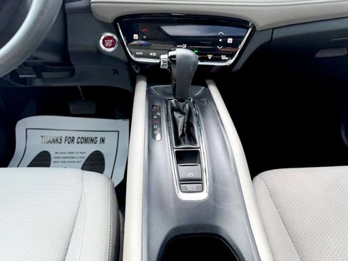 Used 2017 Honda HR-V EX image 18