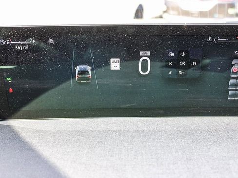 Used 2025 Ford Expedition Active AWD/4WD image 24