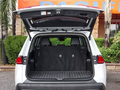 Used 2024 Toyota Grand Highlander AWD image 8